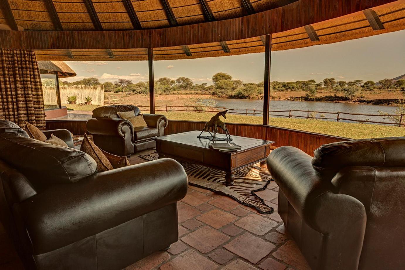 Mount Etjo Safari Lodge Kalkfeld Exterior photo