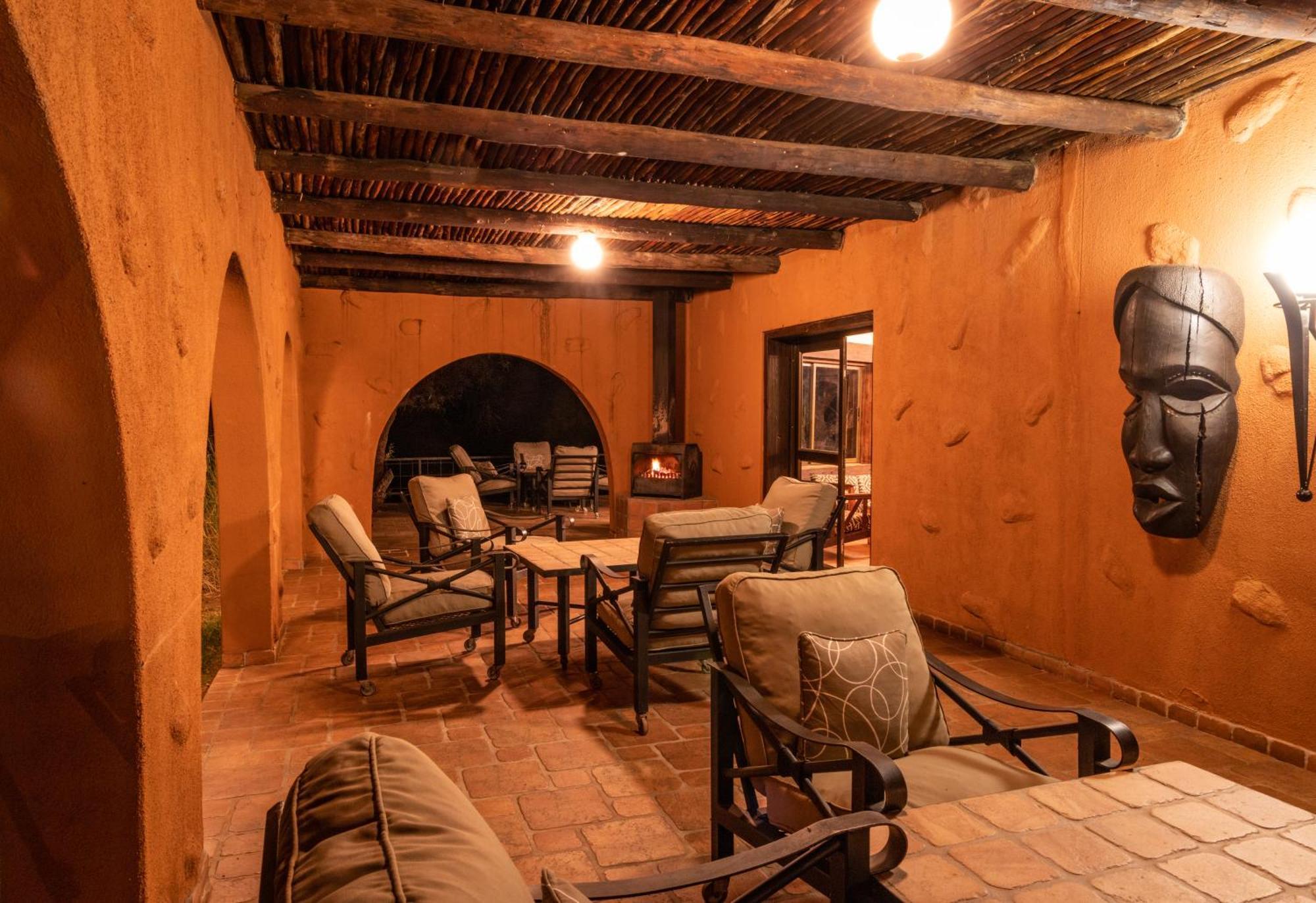 Mount Etjo Safari Lodge Kalkfeld Exterior photo