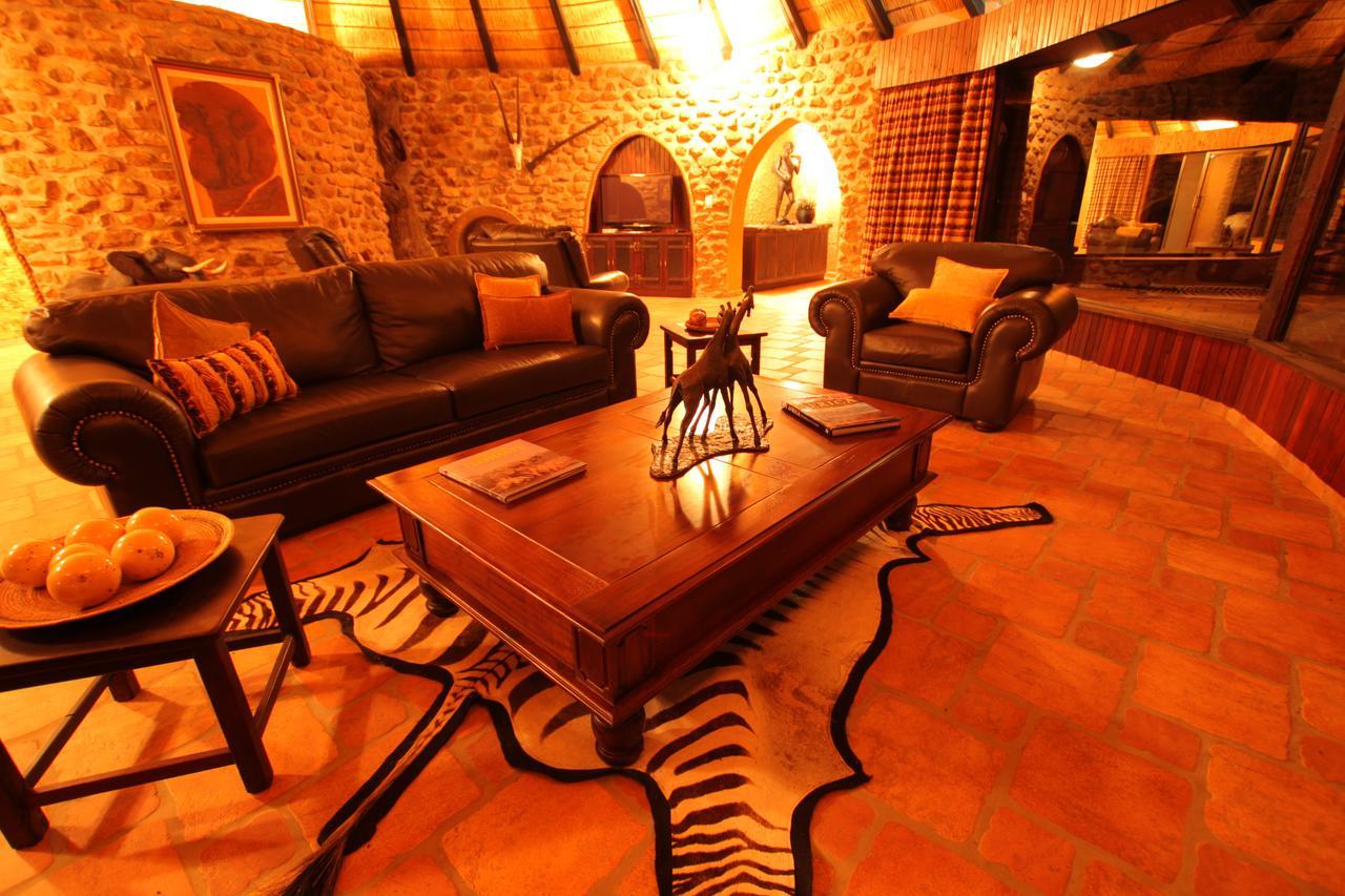 Mount Etjo Safari Lodge Kalkfeld Exterior photo