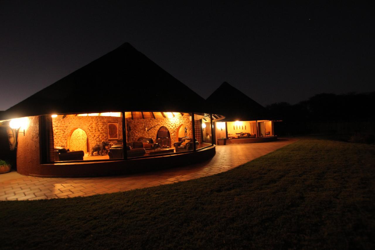 Mount Etjo Safari Lodge Kalkfeld Exterior photo